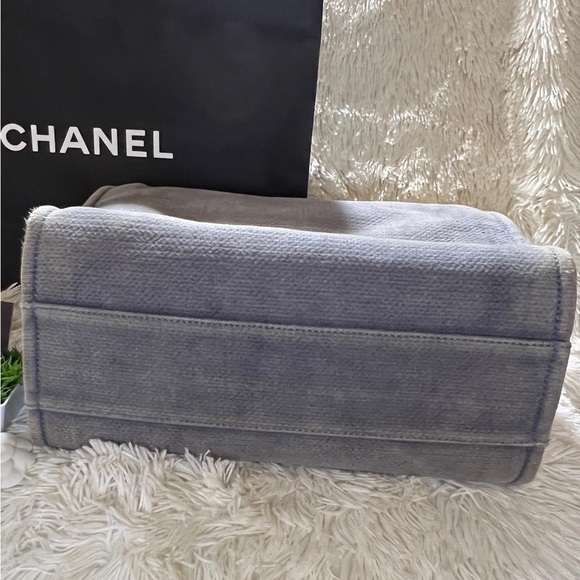 SOLD Authentic CHANEL Small Deauville Shopping Tote - Picture 5 of 9
